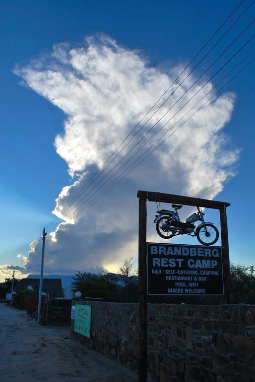 Brandberg Rest Camp Hotell Uis Rum bild