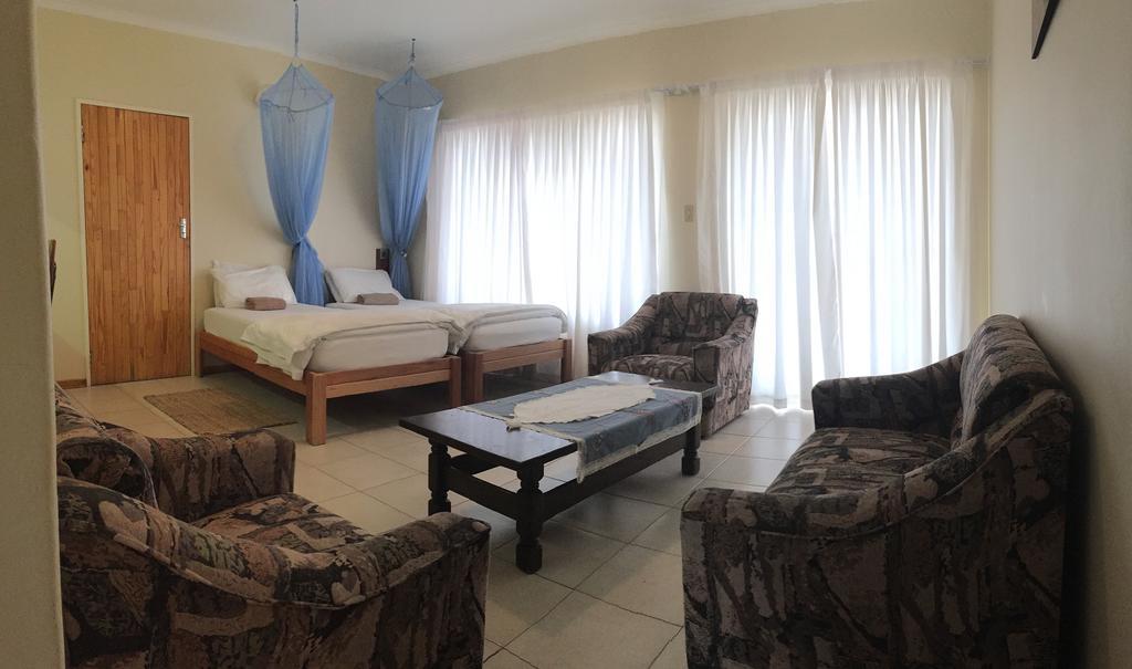 Brandberg Rest Camp Hotell Uis Rum bild
